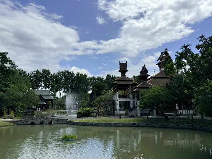 タイ・San Kamphaeng District · 2025-09-24